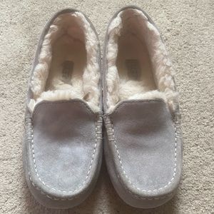 UGG Ansley Slipper Moccasin Size 6